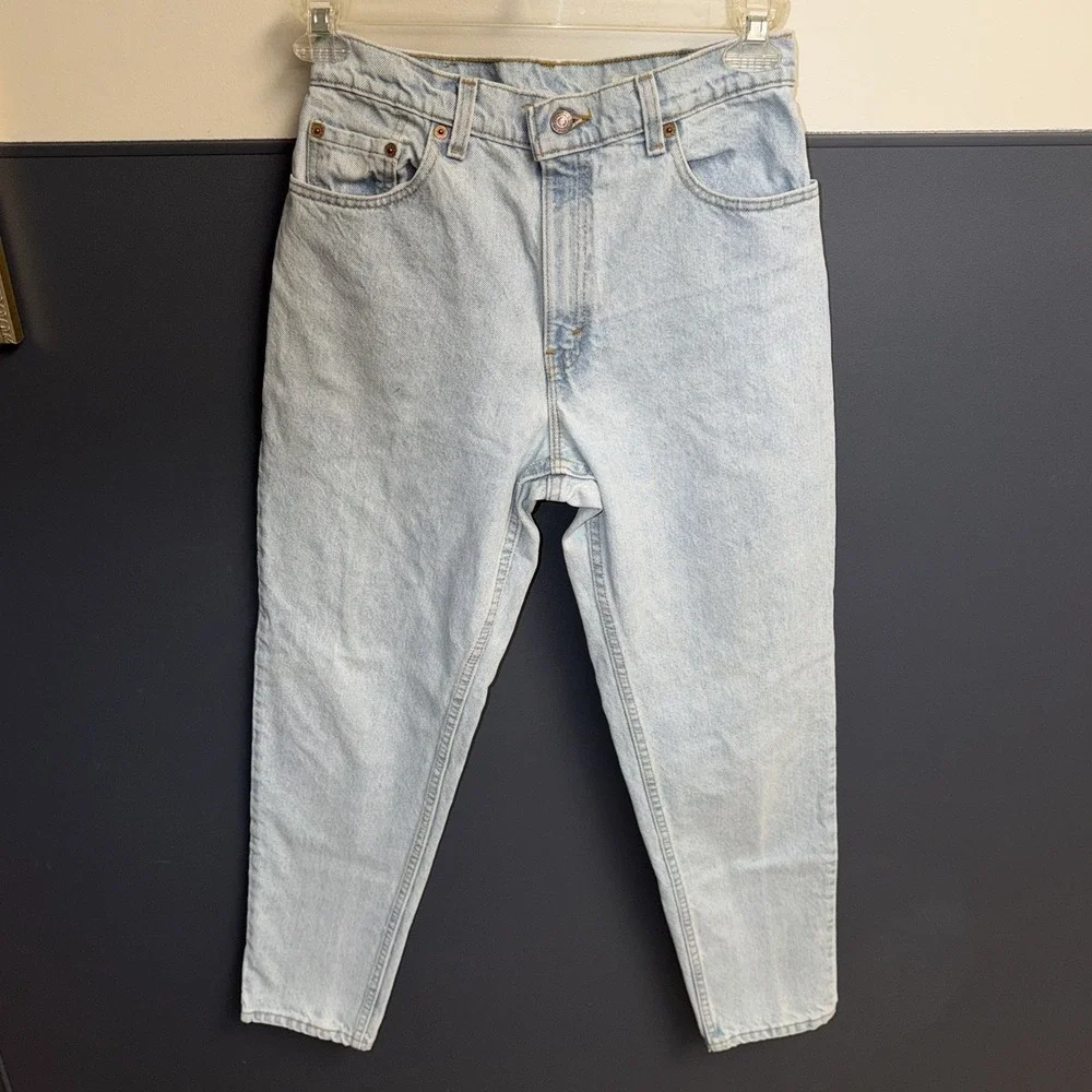 Vintage Levi's 550 Light Wash Relaxed‎ Fit Taper Womens Size 11 Med 28x30